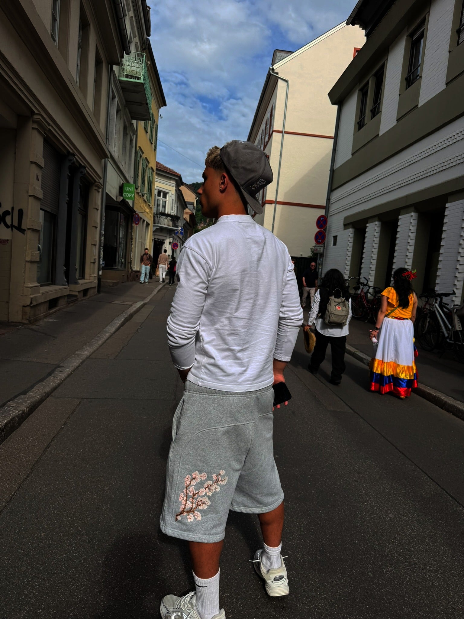 "Carpe Diem" - Timeless Shorts