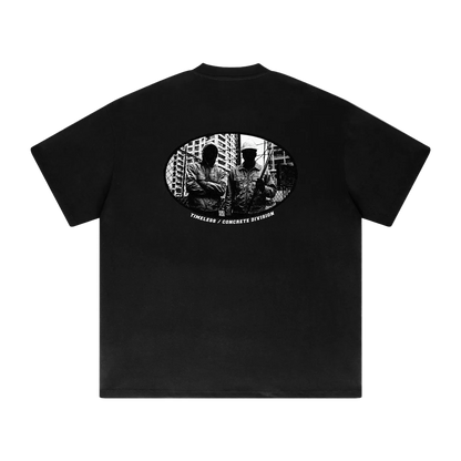„Betondivision“ (rückseitig bedruckt) – Oversized Timeless T-Shirt