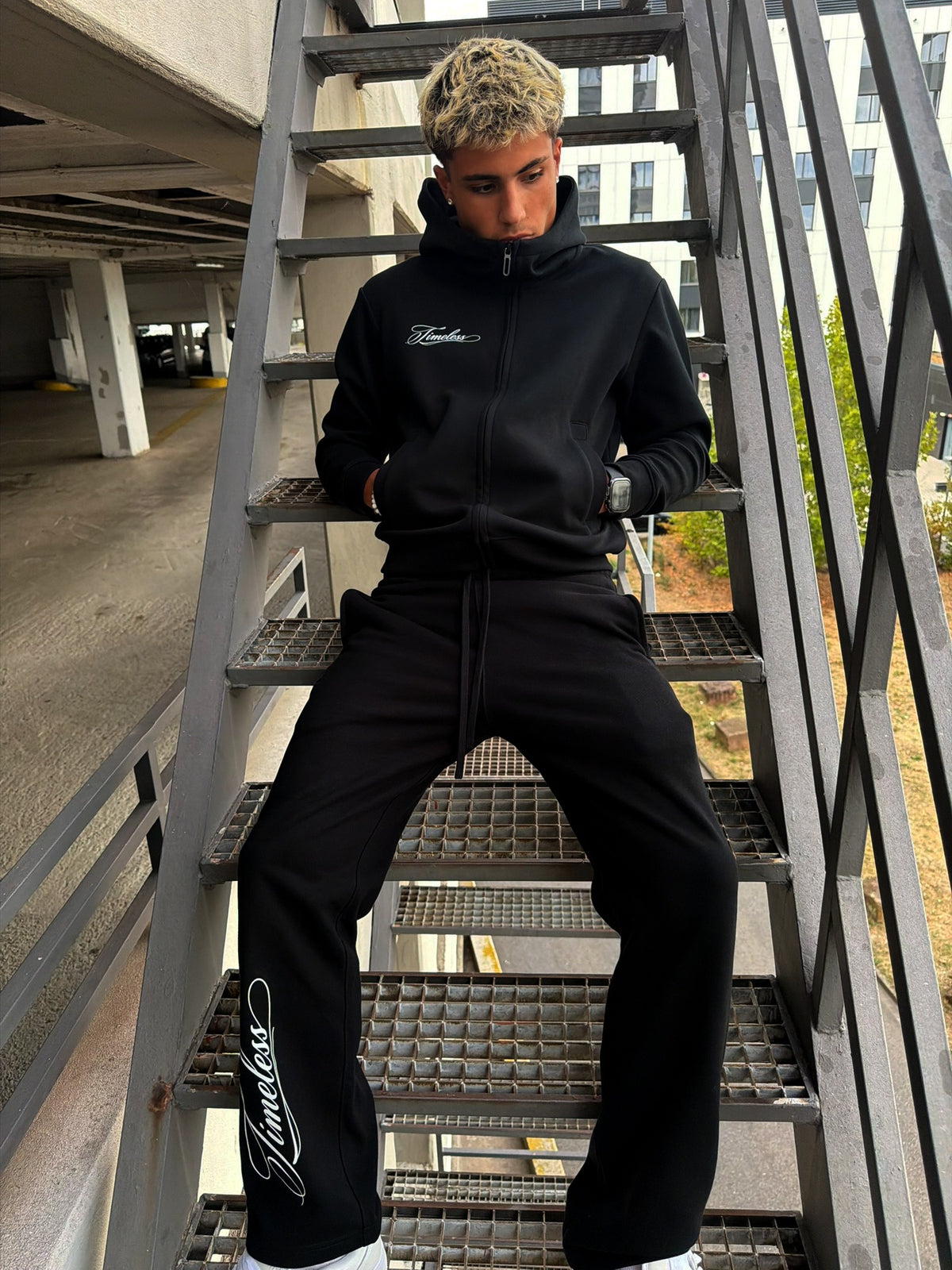 "Script" - Timeless Open Leg Jogger